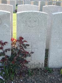 Bethune Town Cemetery - Elgar, William