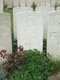 Bethune Town Cemetery - Ellis, James