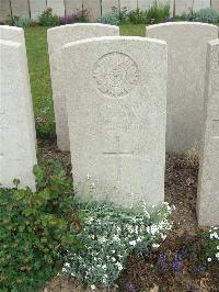 Bethune Town Cemetery - Fernie, John