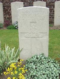 Bethune Town Cemetery - Finlay, David