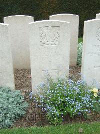 Bethune Town Cemetery - Fitton, Samuel