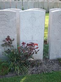 Bethune Town Cemetery - Gardner, Paul Silvester