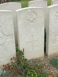 Bethune Town Cemetery - Gilder, Arthur John