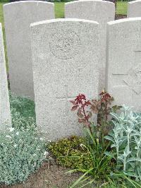 Bethune Town Cemetery - Gillespie, A