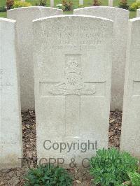 Bethune Town Cemetery - Glover, John Francis