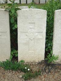 Bethune Town Cemetery - Goldie, Charles