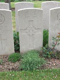 Bethune Town Cemetery - Goss, W S