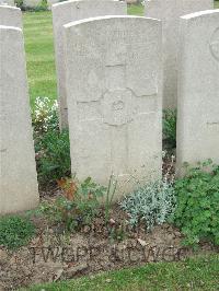 Bethune Town Cemetery - Groves, Stanley Herbert