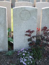 Bethune Town Cemetery - Hadden, John Duncan