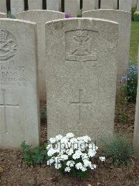 Bethune Town Cemetery - Haines, Mark