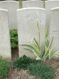 Bethune Town Cemetery - Hallett, William Alfred John