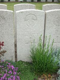 Bethune Town Cemetery - Halvey, Thomas