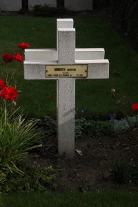 Bethune Town Cemetery - Hanicotte, Arthur