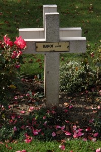 Bethune Town Cemetery - Hanot, Alcide