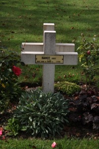 Bethune Town Cemetery - Hanot, Jules