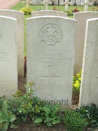 Bethune Town Cemetery - Harper, James Douglas