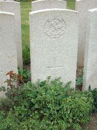 Bethune Town Cemetery - Hartman, George Anthony