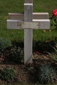 Bethune Town Cemetery - Clement-Ray, Francois