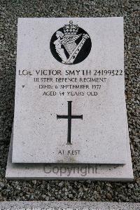 Seagoe Cemetery - Smyth, Victor