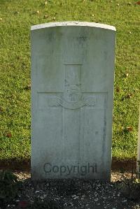 Bois-Carre Military Cemetery Haisnes - Doyle, J