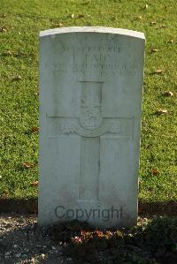 Bois-Carre Military Cemetery Haisnes - Fahy, Thomas