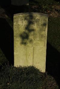 Bois-Carre Military Cemetery Haisnes - Fowler, Patrick