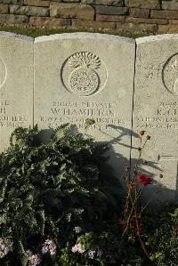 Bois-Carre Military Cemetery Haisnes - Hamilton, W