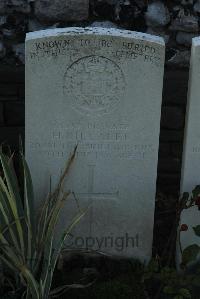 Bois-Carre Military Cemetery Haisnes - Killalee, H