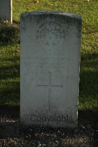 Bois-Carre Military Cemetery Haisnes - Lamont, Donald