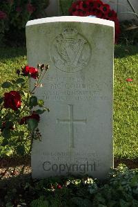 Bois-Carre Military Cemetery Haisnes - McCoubrey, F