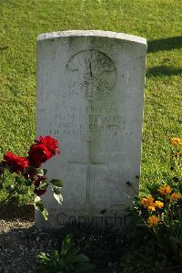 Bois-Carre Military Cemetery Haisnes - Morrisroe, Michael