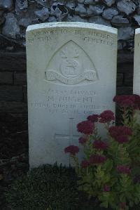 Bois-Carre Military Cemetery Haisnes - Nugent, M