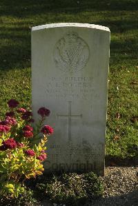 Bois-Carre Military Cemetery Haisnes - Rogers, A L