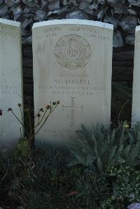 Bois-Carre Military Cemetery Haisnes - Russell, William