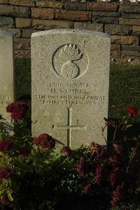 Bois-Carre Military Cemetery Haisnes - Stubbs, H