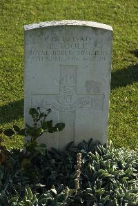 Bois-Carre Military Cemetery Haisnes - Toole, Patrick