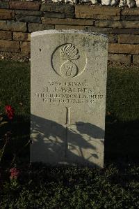 Bois-Carre Military Cemetery Haisnes - Walden, H J