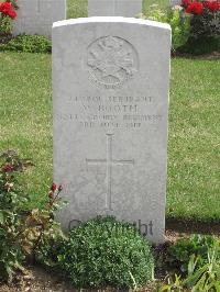 Fosse No.10 Communal Cemetery Extension Sains-En-Gohelle - Booth, W