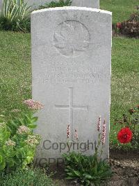 Fosse No.10 Communal Cemetery Extension Sains-En-Gohelle - Ducharme, J