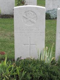 Fosse No.10 Communal Cemetery Extension Sains-En-Gohelle - Lawrence, P