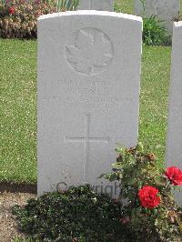 Fosse No.10 Communal Cemetery Extension Sains-En-Gohelle - Leslie, W