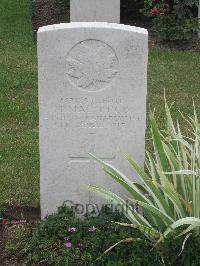 Fosse No.10 Communal Cemetery Extension Sains-En-Gohelle - MacLeod, M