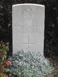 Fosse No.10 Communal Cemetery Extension Sains-En-Gohelle - Pearce, Sydney Edward