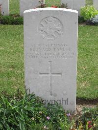 Fosse No.10 Communal Cemetery Extension Sains-En-Gohelle - Taylor, Bernard