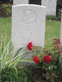 Fosse No.10 Communal Cemetery Extension Sains-En-Gohelle - Tisdale, Clarence Eldon