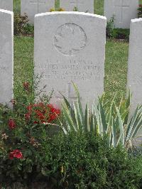 Fosse No.10 Communal Cemetery Extension Sains-En-Gohelle - Turner, Sydney James