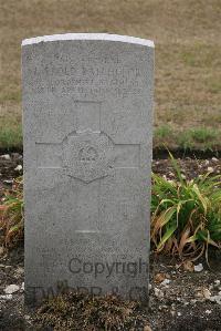 St. Sever Cemetery Rouen - Batchelor, Harold