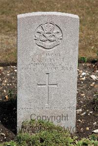 St. Sever Cemetery Rouen - Birkett, Arthur George