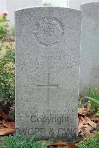 St. Sever Cemetery Rouen - Bostick, Henry