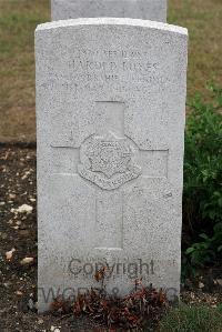 St. Sever Cemetery Rouen - Boyes, Harold